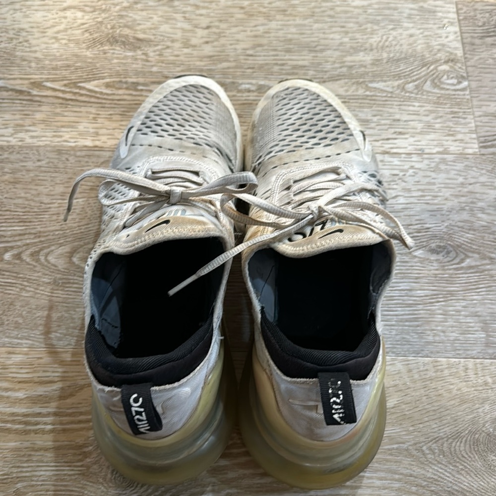 Nike men’s tennis shoes